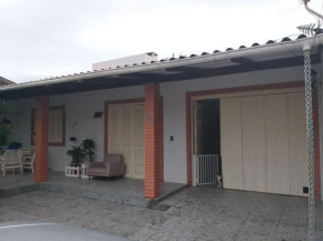 Casa Elaine
